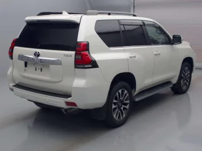 Toyota LAND CRUISER PRADO  с аукциона в Японии