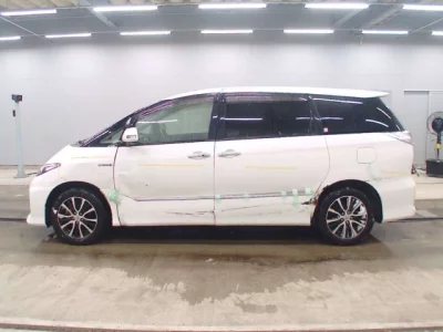 Toyota ESTIMA HYBRID
