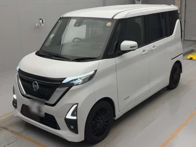 Nissan ROOX  с аукциона в Японии