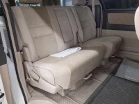 Toyota ALPHARD лот № 30607 оценка 4  с аукциона в Японии 9