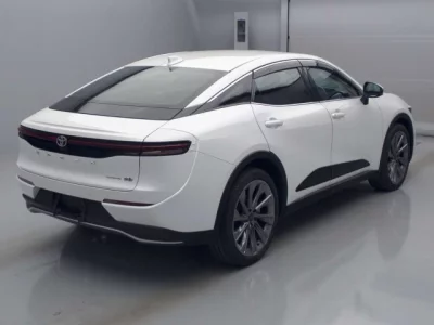 Toyota CROWN CROSSOVER