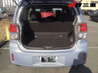 Toyota SPADE лот № 8228 оценка 4  с аукциона в Японии 6