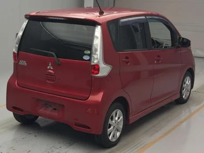 Mitsubishi EK CUSTOM