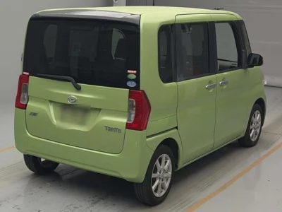 Daihatsu TANTO  с аукциона в Японии