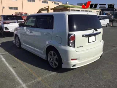 Toyota COROLLA RUMION