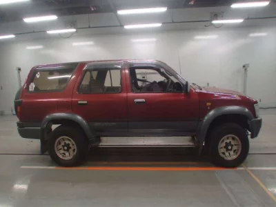 Toyota HILUX SURF