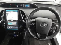 Toyota PRIUS PHV лот № 30626 оценка 4  с аукциона в Японии 8