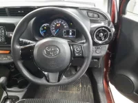 Toyota VITZ лот № 30627 оценка 3.5  с аукциона в Японии 6