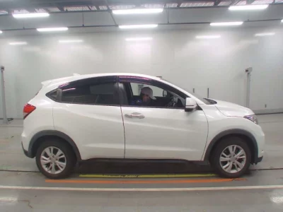Honda VEZEL  с аукциона в Японии