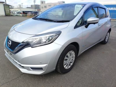 Nissan NOTE  с аукциона в Японии