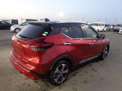 Nissan KICKS