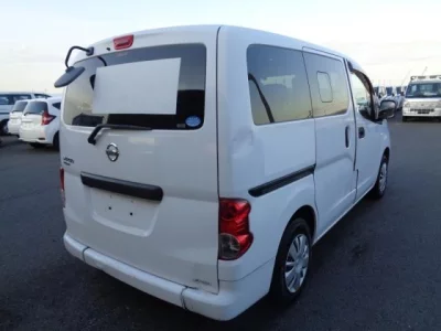 Nissan NV200  с аукциона в Японии