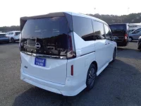 Nissan SERENA лот № 7226 оценка 4  с аукциона в Японии 1