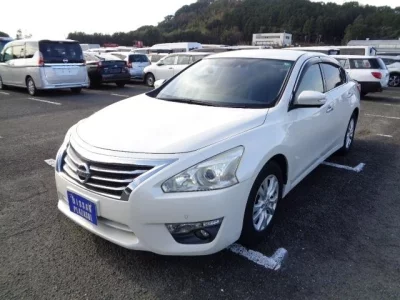 Nissan TEANA