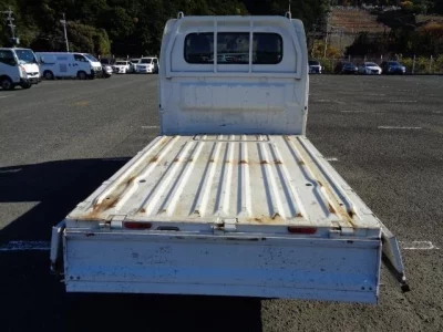 Nissan CLIPPER TRUCK  с аукциона в Японии