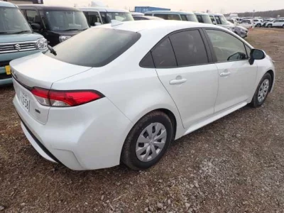 Toyota COROLLA  с аукциона в Японии
