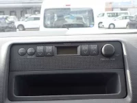 Toyota HIACE VAN лот № 162 оценка 3.5  с аукциона в Японии 9