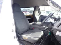 Toyota HIACE VAN лот № 162 оценка 3.5  с аукциона в Японии 8