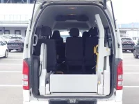 Toyota HIACE VAN лот № 162 оценка 3.5  с аукциона в Японии 2