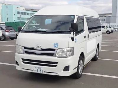 Toyota HIACE VAN  с аукциона в Японии