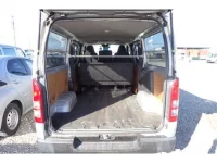 Toyota HIACE VAN лот № 1018 оценка 3  с аукциона в Японии 2