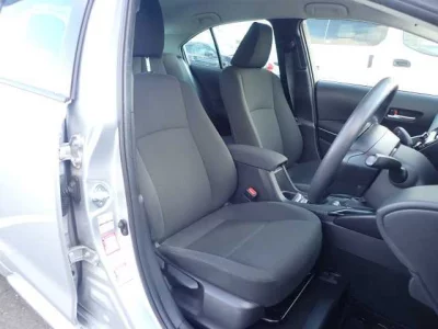 Toyota COROLLA  с аукциона в Японии