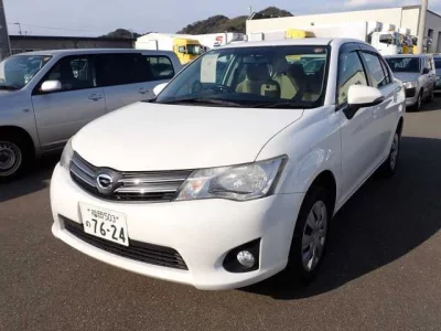 Toyota COROLLA AXIO  с аукциона в Японии