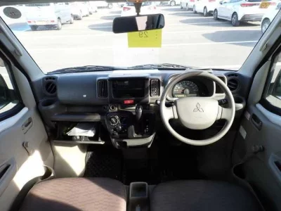 Mitsubishi MINICAB VAN