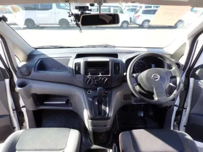 Nissan NV200  с аукциона в Японии