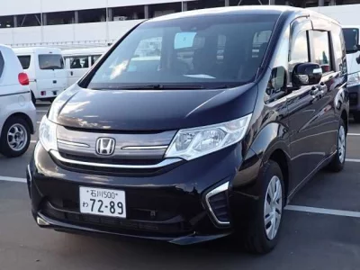 Honda STEP WAGON  с аукциона в Японии