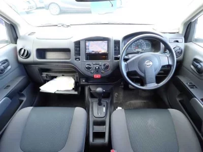 Nissan AD  с аукциона в Японии