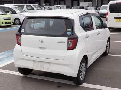 Daihatsu MIRA E S