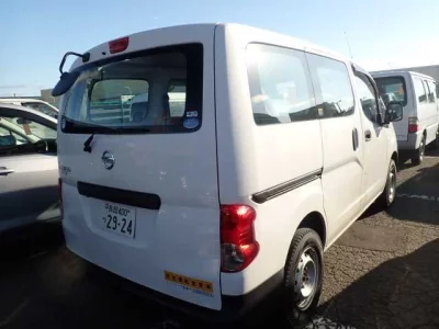 Nissan NV200  с аукциона в Японии