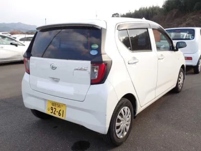 Daihatsu MIRA E S