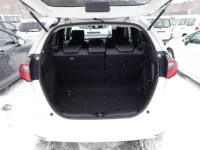 Honda FIT лот № 2025 оценка 4  с аукциона в Японии 10