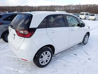 Honda FIT  с аукциона в Японии