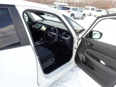 Honda FIT  с аукциона в Японии