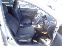 Nissan LATIO лот № 159 оценка 3.5  с аукциона в Японии 3