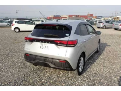 Nissan NOTE  с аукциона в Японии