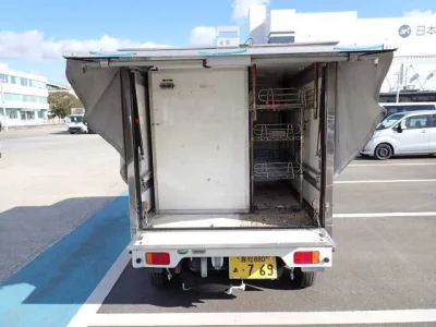 Nissan CLIPPER TRUCK