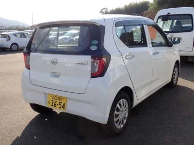 Daihatsu MIRA E S