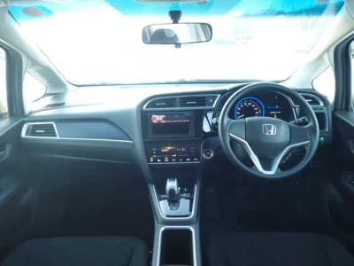 Honda SHUTTLE  с аукциона в Японии