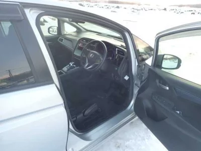 Honda SHUTTLE  с аукциона в Японии