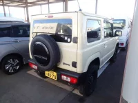 Suzuki JIMNY лот № 66 оценка R  с аукциона в Японии 1