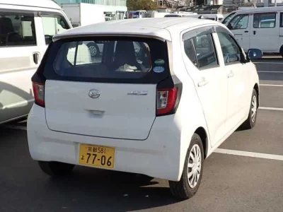 Daihatsu MIRA E S  с аукциона в Японии