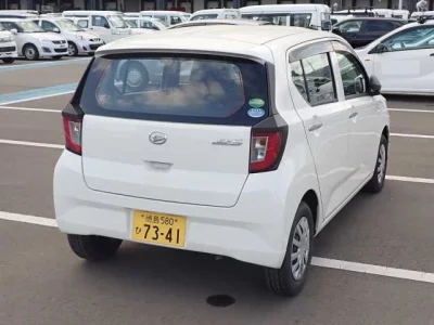 Daihatsu MIRA E S