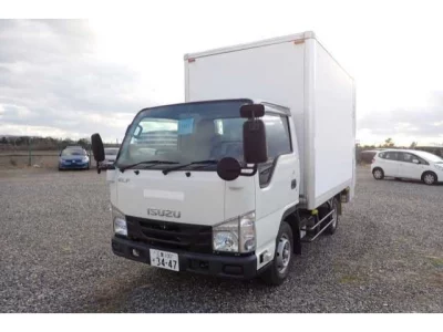 Isuzu ELF  с аукциона в Японии