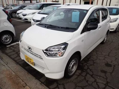Daihatsu MIRA E S