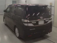 Toyota VELLFIRE лот № 30650 оценка 4  с аукциона в Японии 5