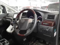 Toyota VELLFIRE лот № 30650 оценка 4  с аукциона в Японии 6